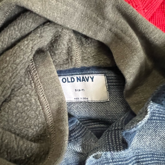 6-7 long sleeve bundle (5) - Picture 3 of 5
